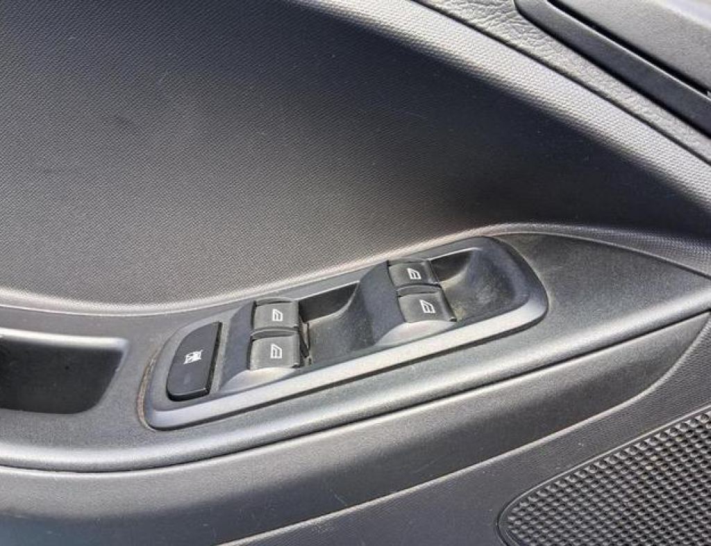 Ford / Ká Hatch Se Plus 1.0 Flex 4 Portas Modelo 2020 imagem 15