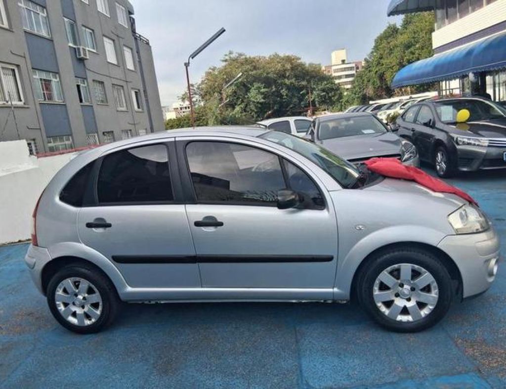 Citroen / C3 Glx 1.4 Flex 4 Portas Modelo 2011 imagem 3