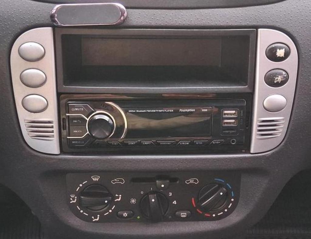 Citroen / C3 Glx 1.4 Flex 4 Portas Modelo 2011 imagem 14
