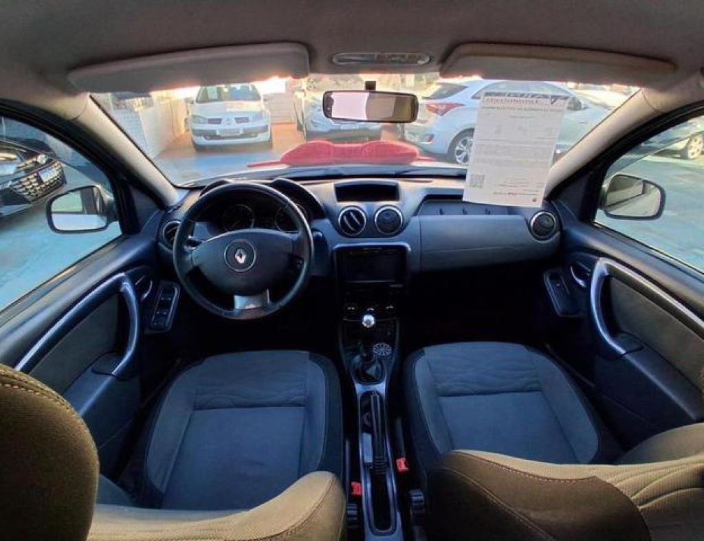 Renault / Duster Dinamique 1.6 4X2 Flex 4 Portas Modelo 2015 imagem 12