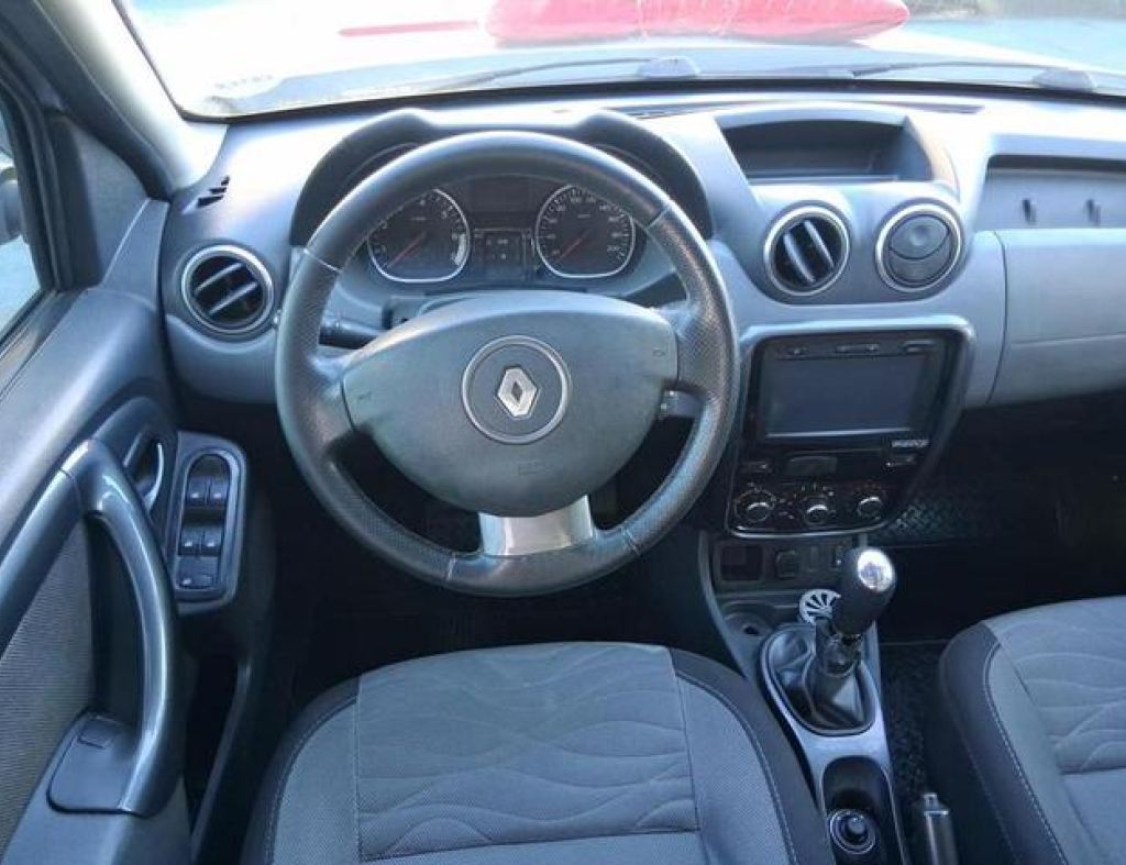 Renault / Duster Dinamique 1.6 4X2 Flex 4 Portas Modelo 2015 imagem 13