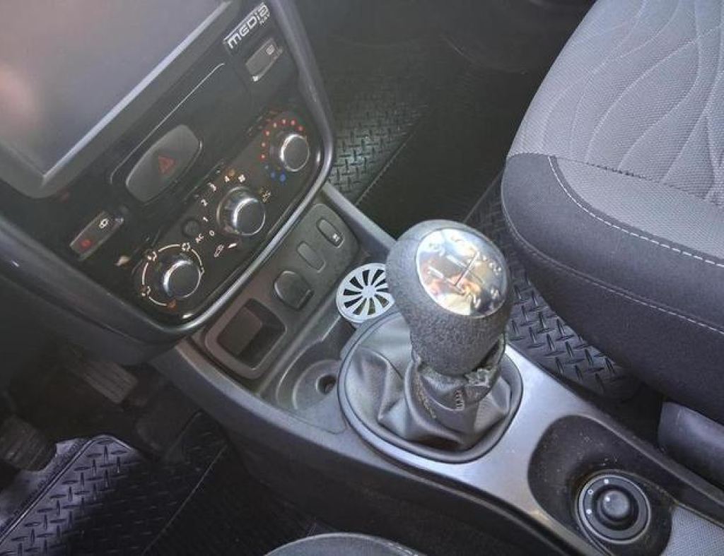Renault / Duster Dinamique 1.6 4X2 Flex 4 Portas Modelo 2015 imagem 16