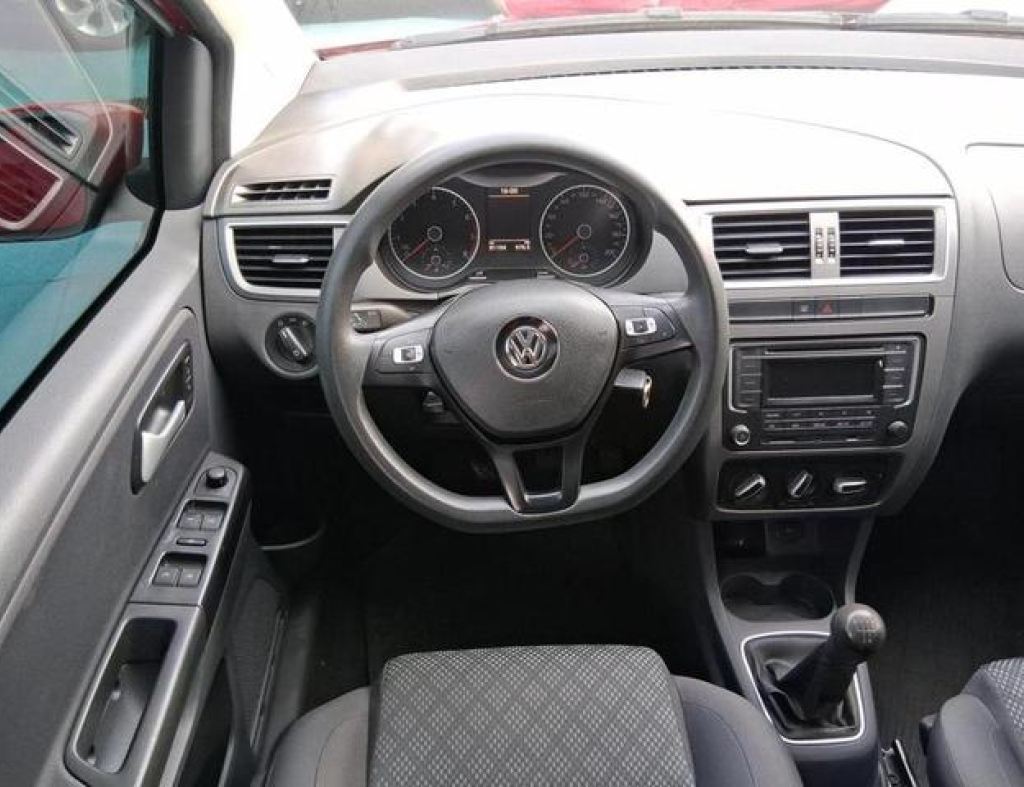 Volkswagen / Fox Trendline 1.0 Flex 4 Portas Modelo 2017 imagem 13