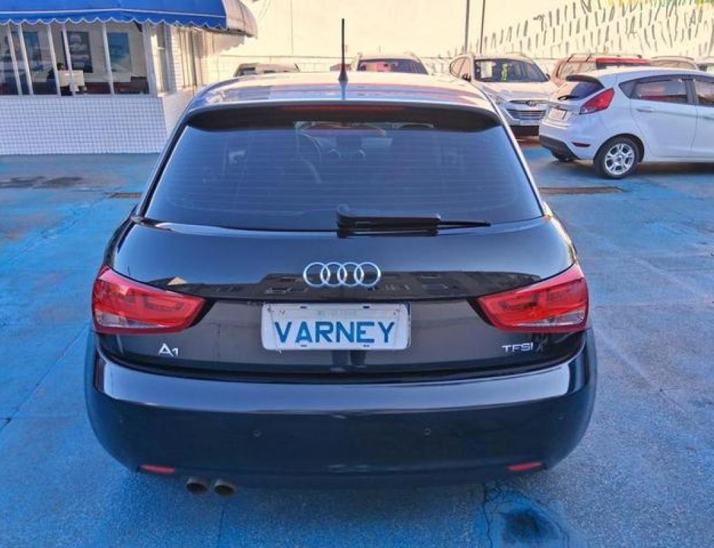 Audi A-1 Sportback 1.4 Tfsi 122Cv 5P S-Tronic 2014 Automático 4 Portas Modelo 2014 imagem 4