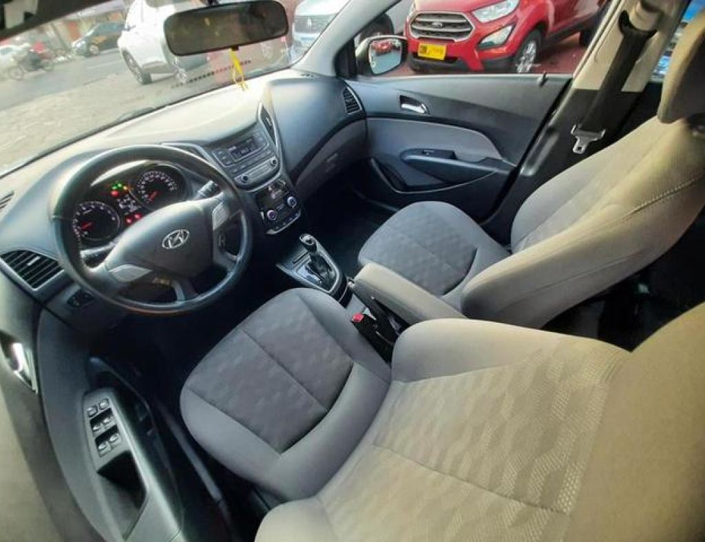 Hyundai / Hb20 Premium 1.6 Automático Flex 4 Portas Modelo 2016 imagem 14