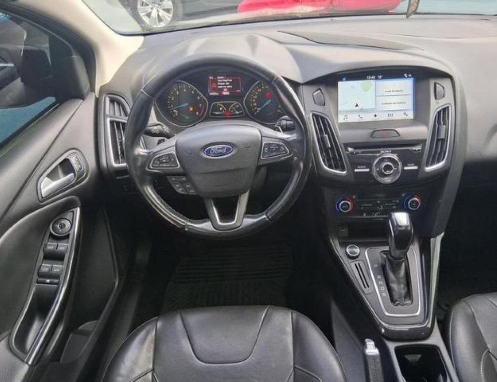 Ford / Focus Titanium 2.0 Automático Flex Modelo 2017 imagem 11