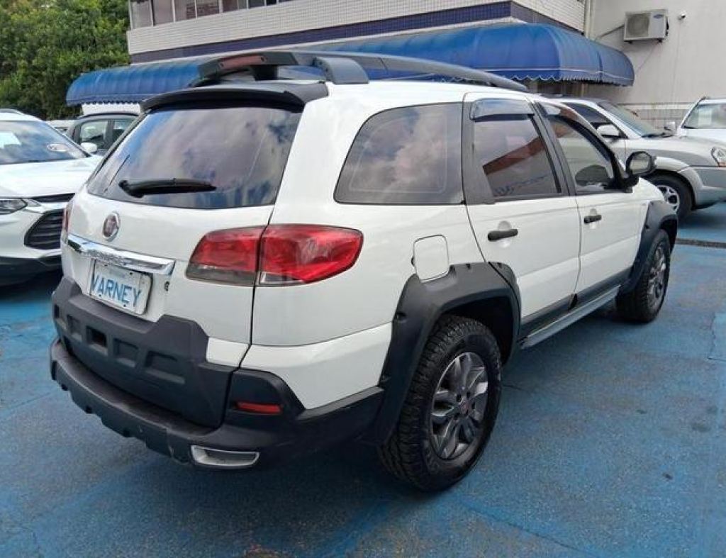 Fiat Palio Weekend 1.8 Adventure Dualogic Locker 8V 4P 2013 imagem 6