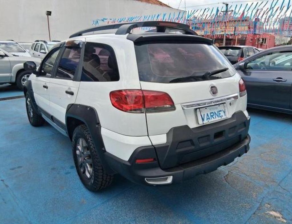 Fiat Palio Weekend 1.8 Adventure Dualogic Locker 8V 4P 2013 imagem 7