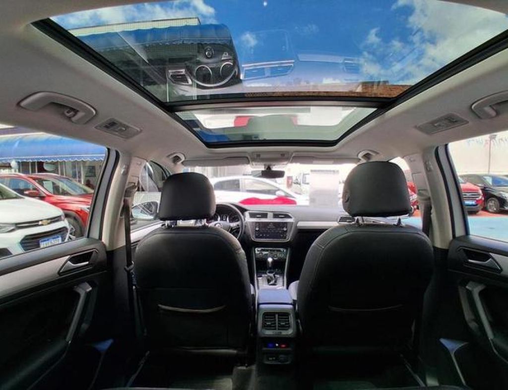Volkswagen / Tiguan Allspace 1.4 Automático Flex 4 Portas Modelo 2020 imagem 11