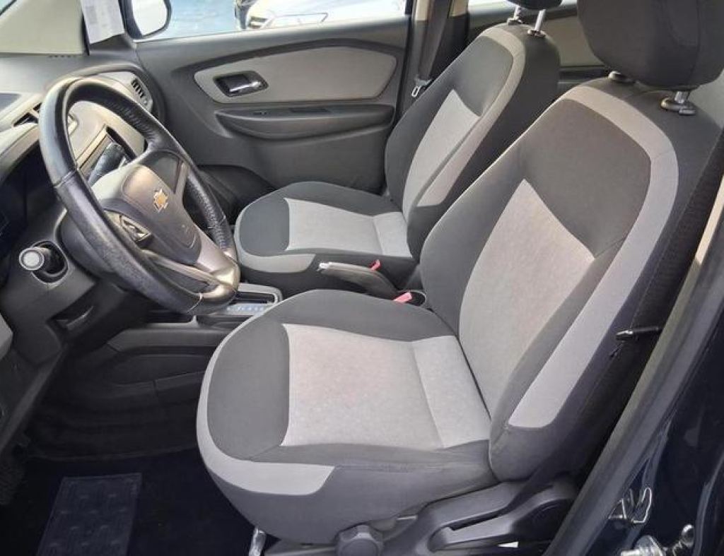 Chevrolet / Spin 1.8 Lt Automática Flex 4 Portas Modelo 2016 imagem 13