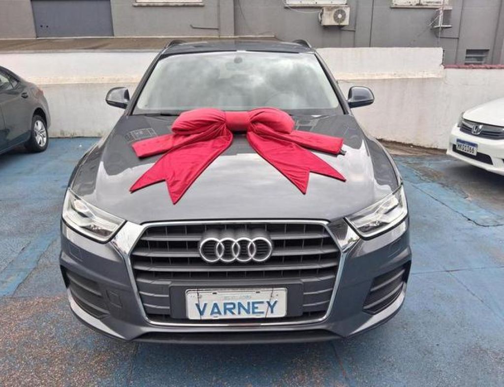 Audi / Q3 1.4 Tfsi Automático 4 Portas Modelo 2017 imagem 2