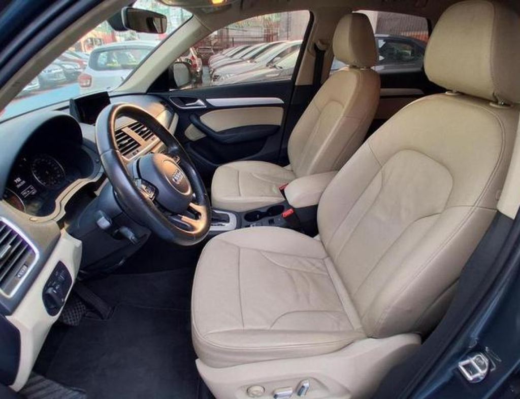 Audi / Q3 1.4 Tfsi Automático 4 Portas Modelo 2017 imagem 13