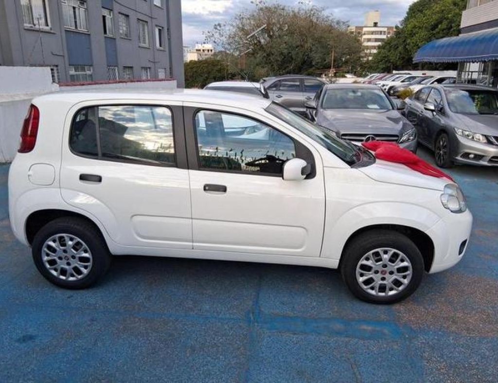 Fiat / Uno Vivace 1.0 Flex 4 Portas Modelo 2015 imagem 5