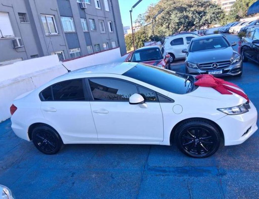 Honda / Civic Lxs 1.8 Automático Flex 4 Portas Modelo 2013 imagem 1