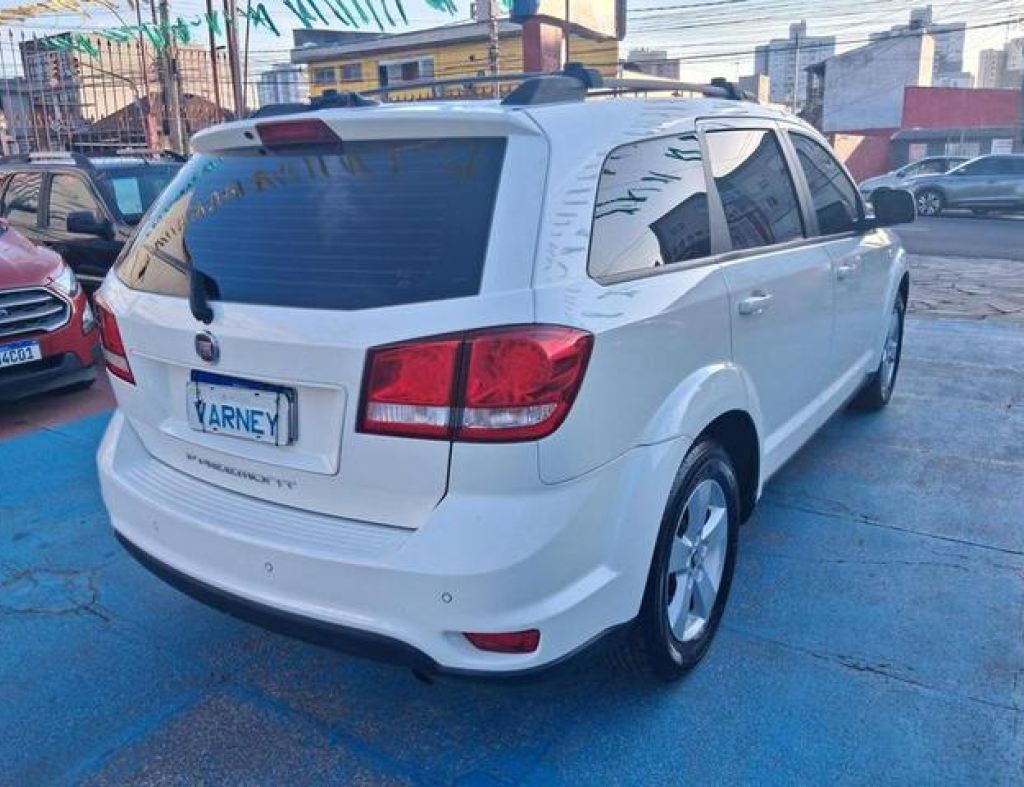 Fiat / Freemont Precisio 2.4 Automático 4 Portas Modelo 2012 imagem 7