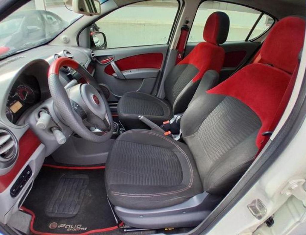 Fiat / Pálio Sporting 1.6 Automático Flex 4 Portas Modelo 2014 imagem 14
