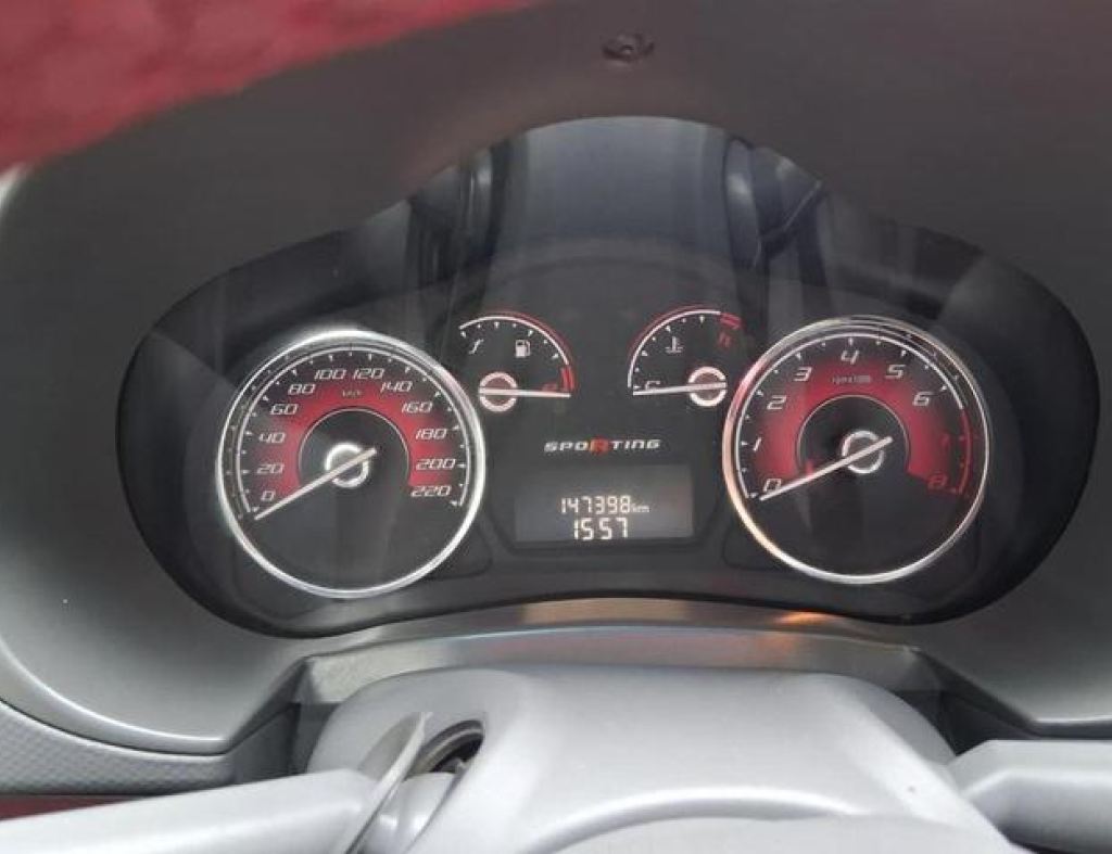 Fiat / Pálio Sporting 1.6 Automático Flex 4 Portas Modelo 2014 imagem 16